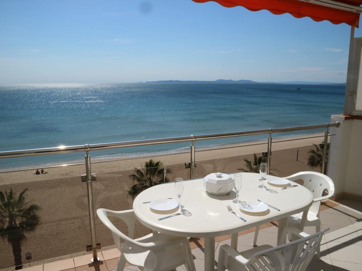 Apartamento Europa 52 Rosas Exterior foto